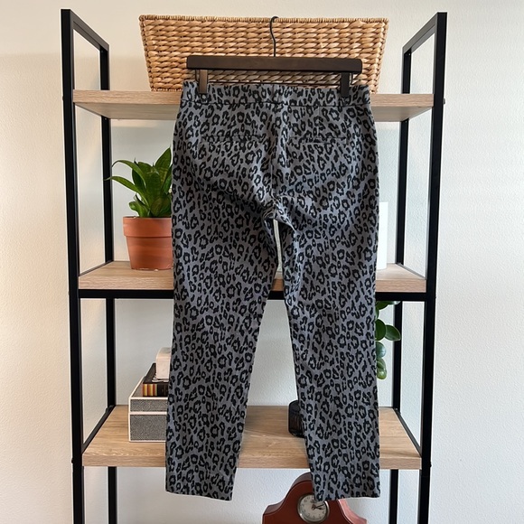 Banana Republic Sloan Mid-Rise Twill Gray & Black Leopard Dress Pant Trouser, 4 - Picture 4 of 8